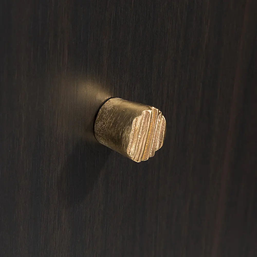 Soft-Close Conti Cabinet Pull