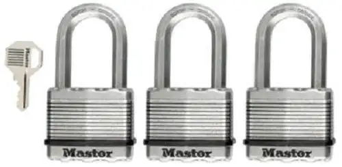 Master Lock M5XTRILFCCSEN Magnum Laminated Padlock 2 . 3-Pack