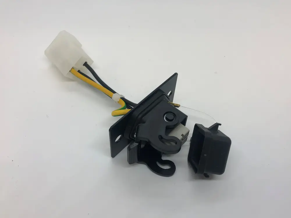 Water-Cooler Power Supply Plug