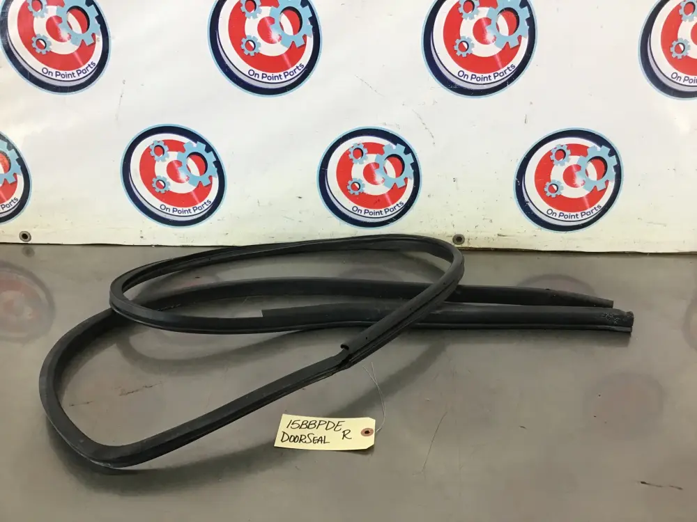 2013-20 Scion FRS Subaru BRZ Passenger Door Frame Weatherstrip Seal OEM 15BBPDE